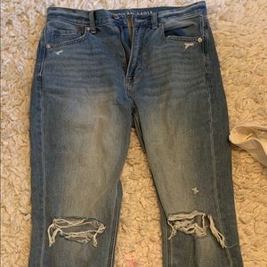 ✨American Eagle mom jeans✨